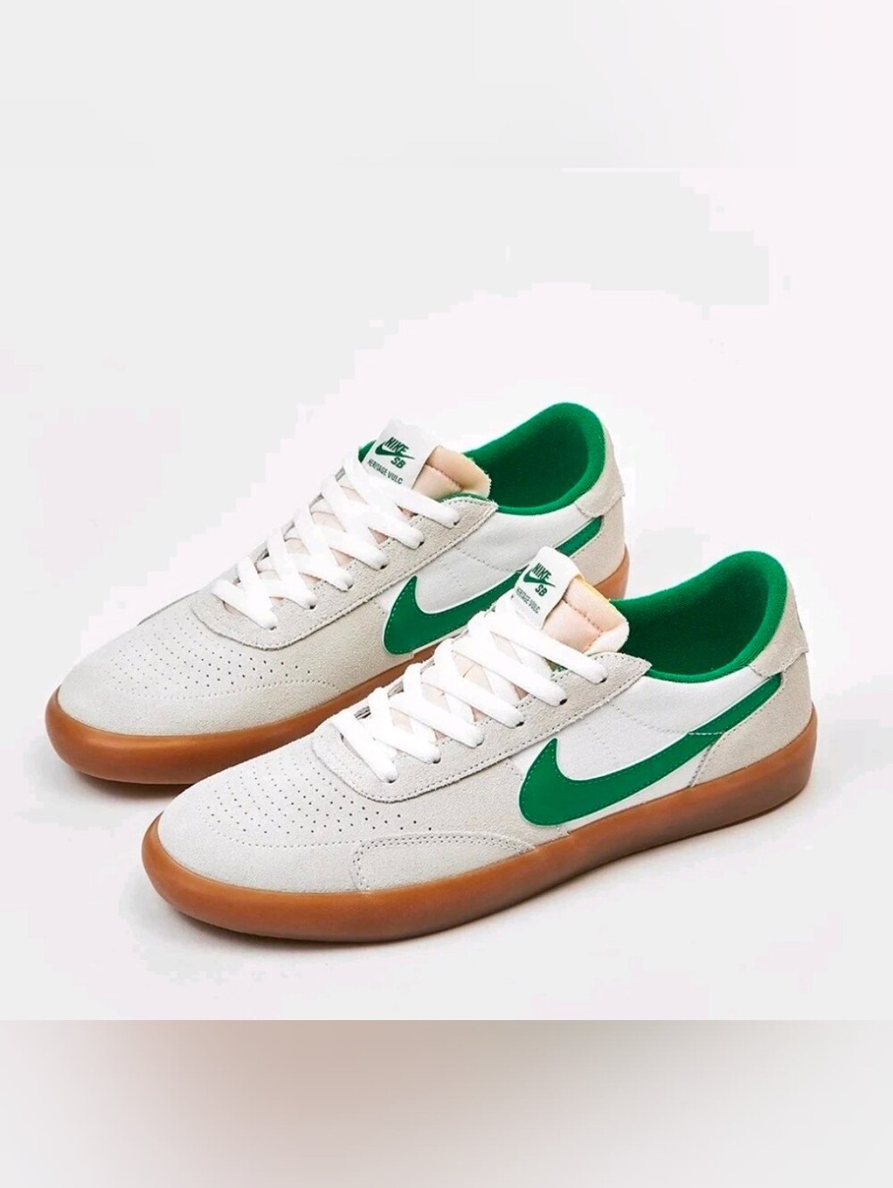 Nike SB Heritage Vulc White Lucky Green Size 8.5 Men 10 Women